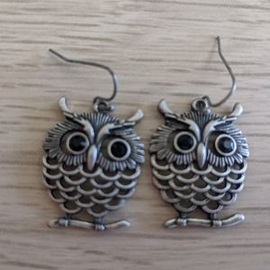 Owl dangling earring